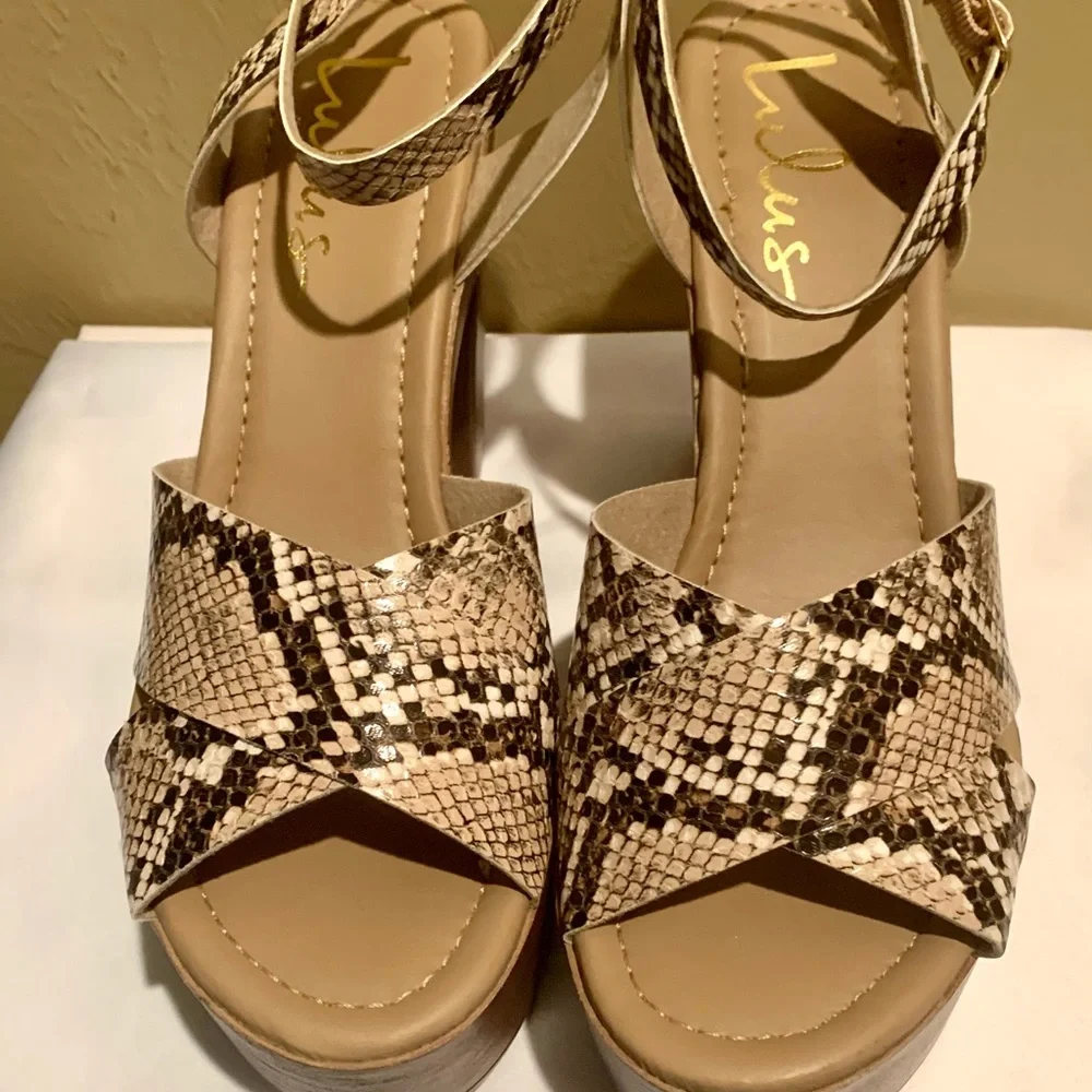 Python Style Heels - Picture 2 of 3